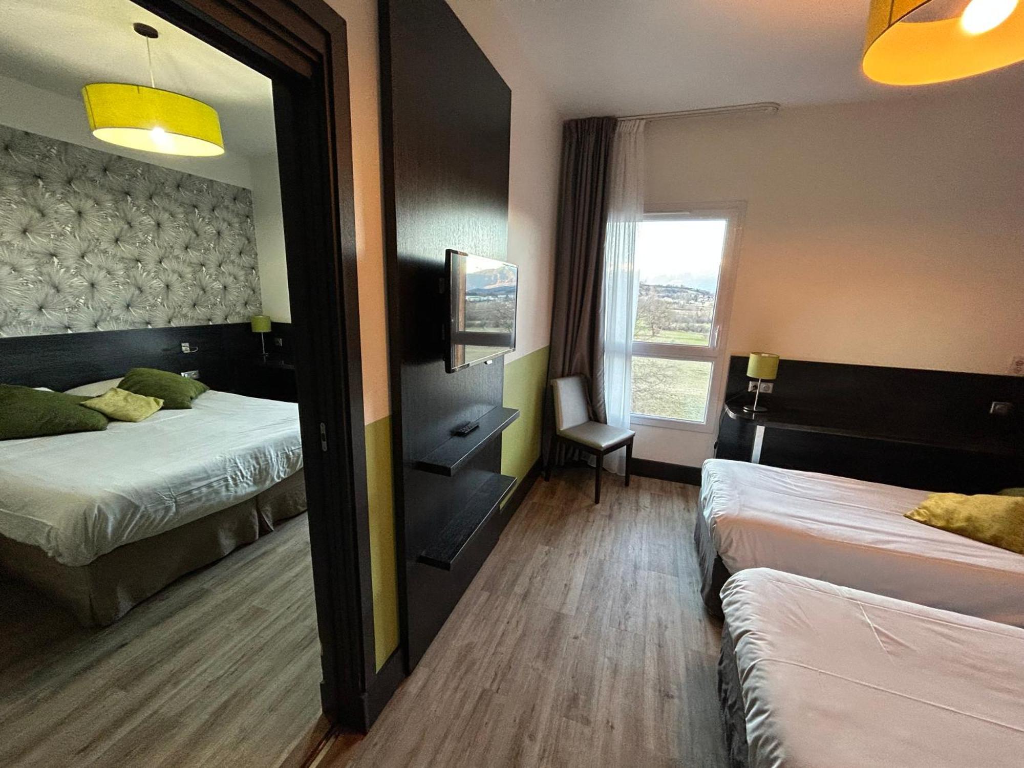 Ax Hotel Spa & Restaurant Chorges Eksteriør billede