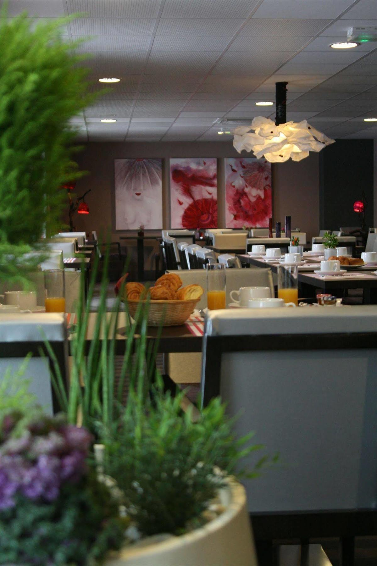 Ax Hotel Spa & Restaurant Chorges Eksteriør billede