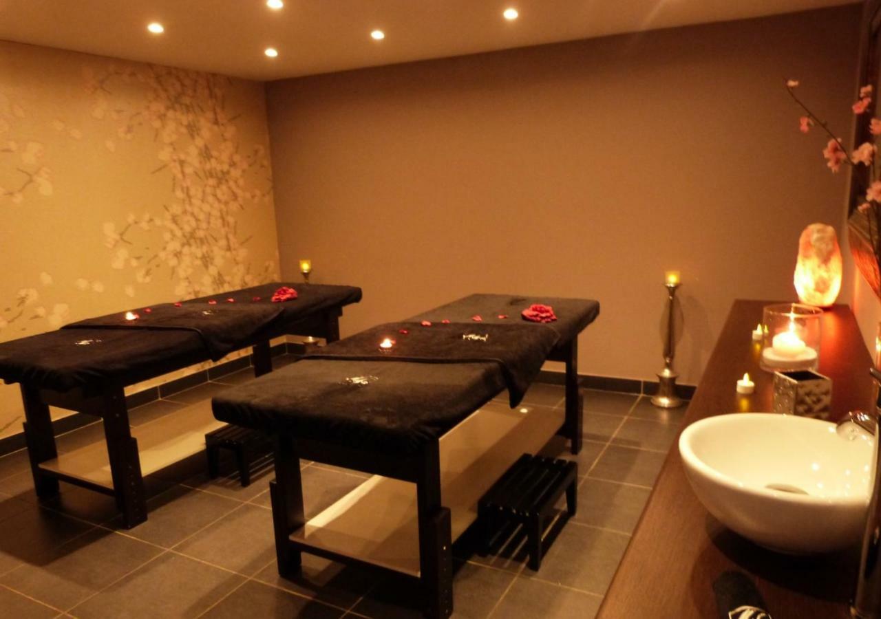 Ax Hotel Spa & Restaurant Chorges Eksteriør billede